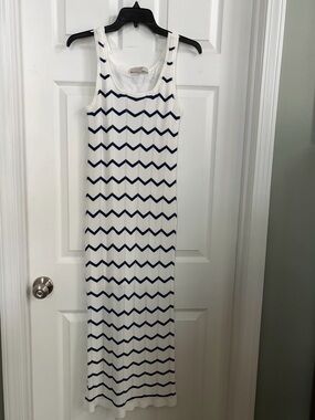 Loft Sz S Sleeveless Knit Dress